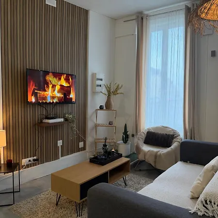 Apartment Le Clair De Lune Saint-Amand-les-Eaux